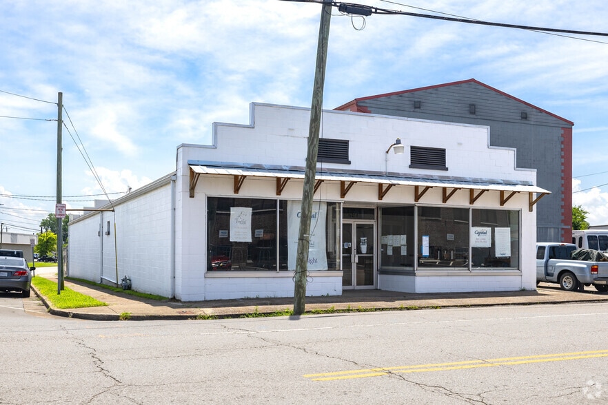 241 W Eastland St, Gallatin, TN for sale - Primary Photo - Image 1 of 29