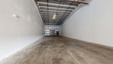 10410 66th St N, Pinellas Park, FL for lease Matterport 3D Scan- Image 1 of 5