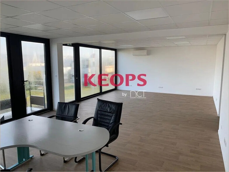 Rue De L'Europe, Montrabé for lease - Interior Photo - Image 3 of 5