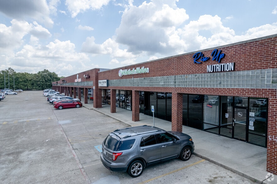 407 W Baker Rd, Baytown, TX for lease - Building Photo - Image 2 of 11