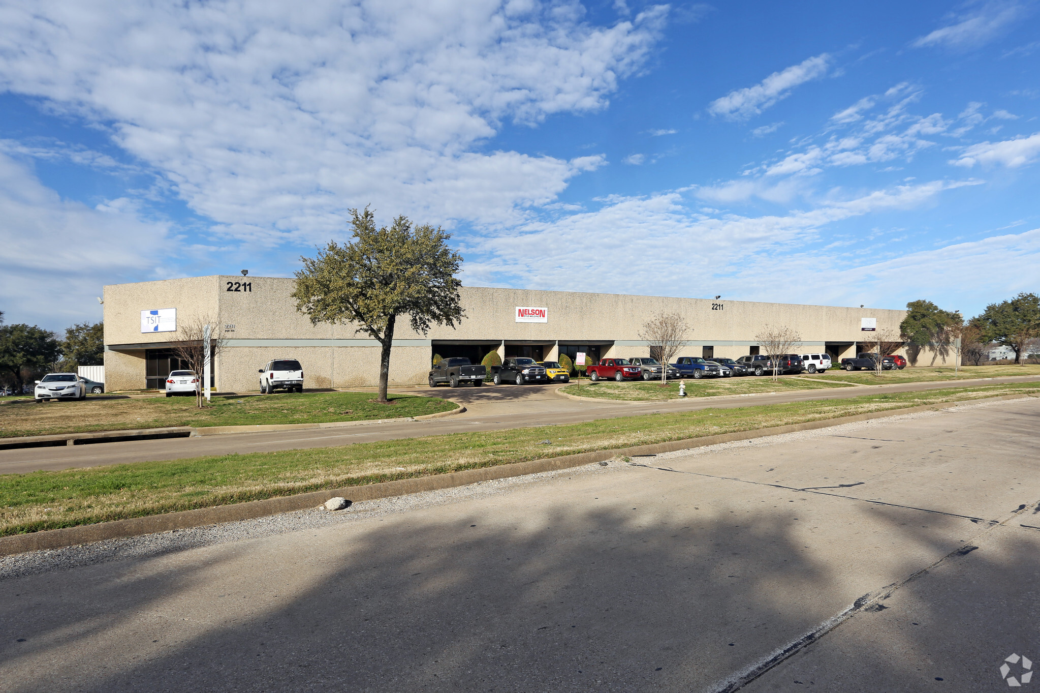 2211 Century Center Blvd, Irving, TX for lease Primary Photo- Image 1 of 16