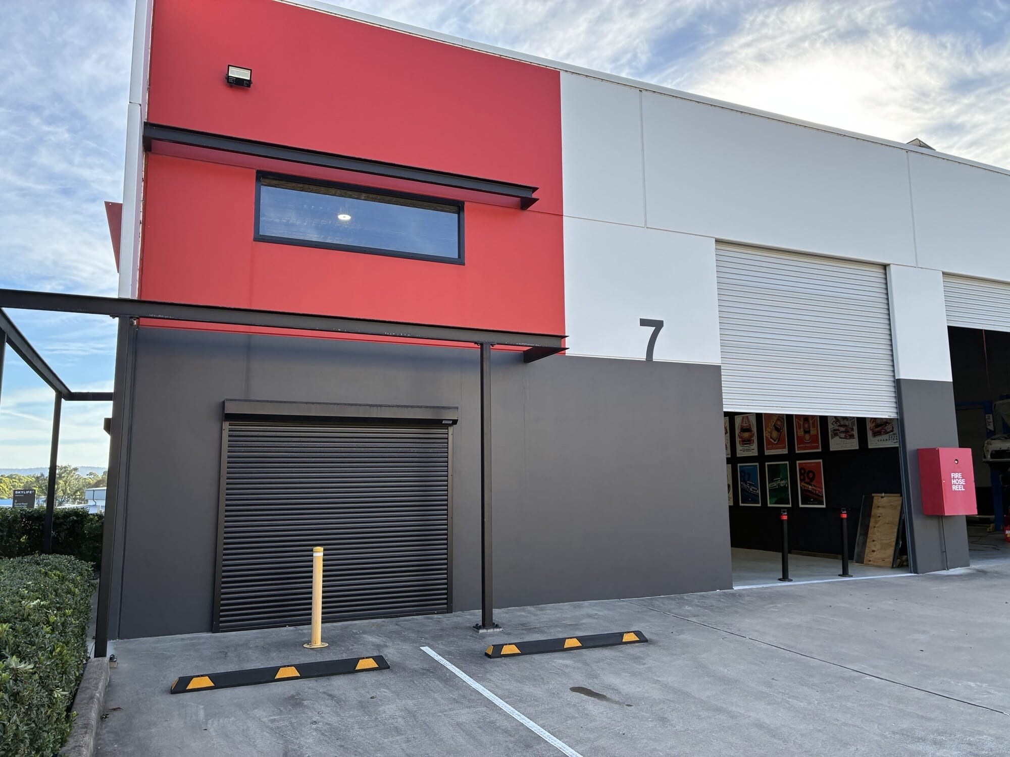 1 Burnet Rd, Warnervale for lease Primary Photo- Image 1 of 2