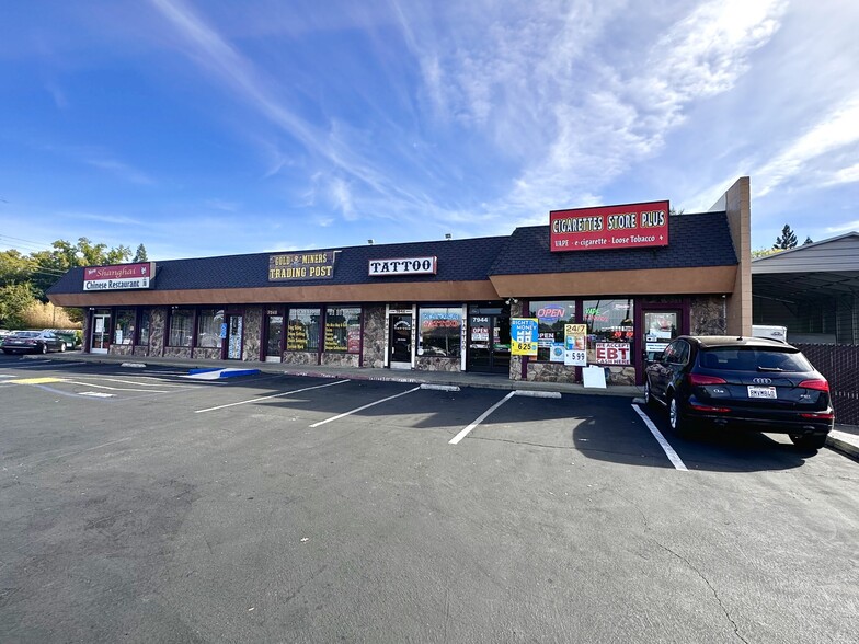 7944-7952 Auburn Blvd, Citrus Heights, CA for sale - Building Photo - Image 1 of 1