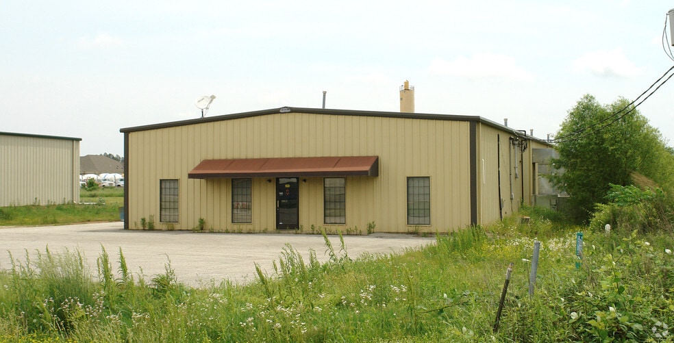 105 Pierce Rd, Oakland, TN for lease - Building Photo - Image 2 of 2