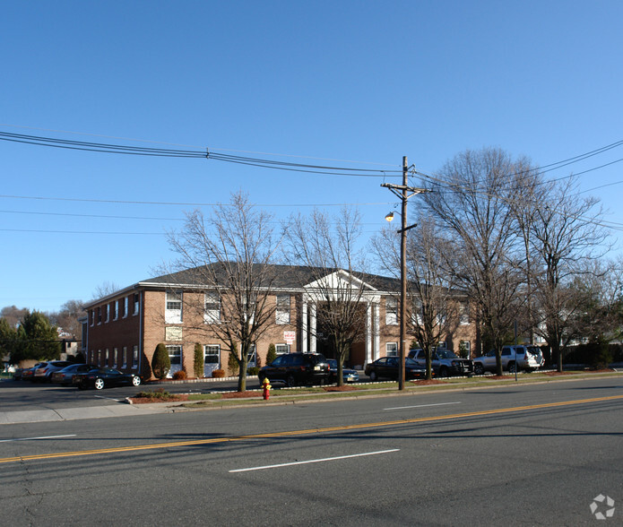 1135 Clifton Ave, Clifton, NJ for sale - Primary Photo - Image 1 of 1