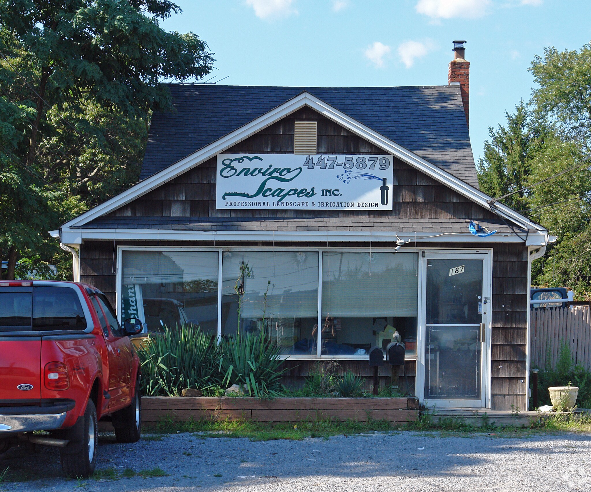 187 Long Island Ave, Holtsville, NY for sale Primary Photo- Image 1 of 1