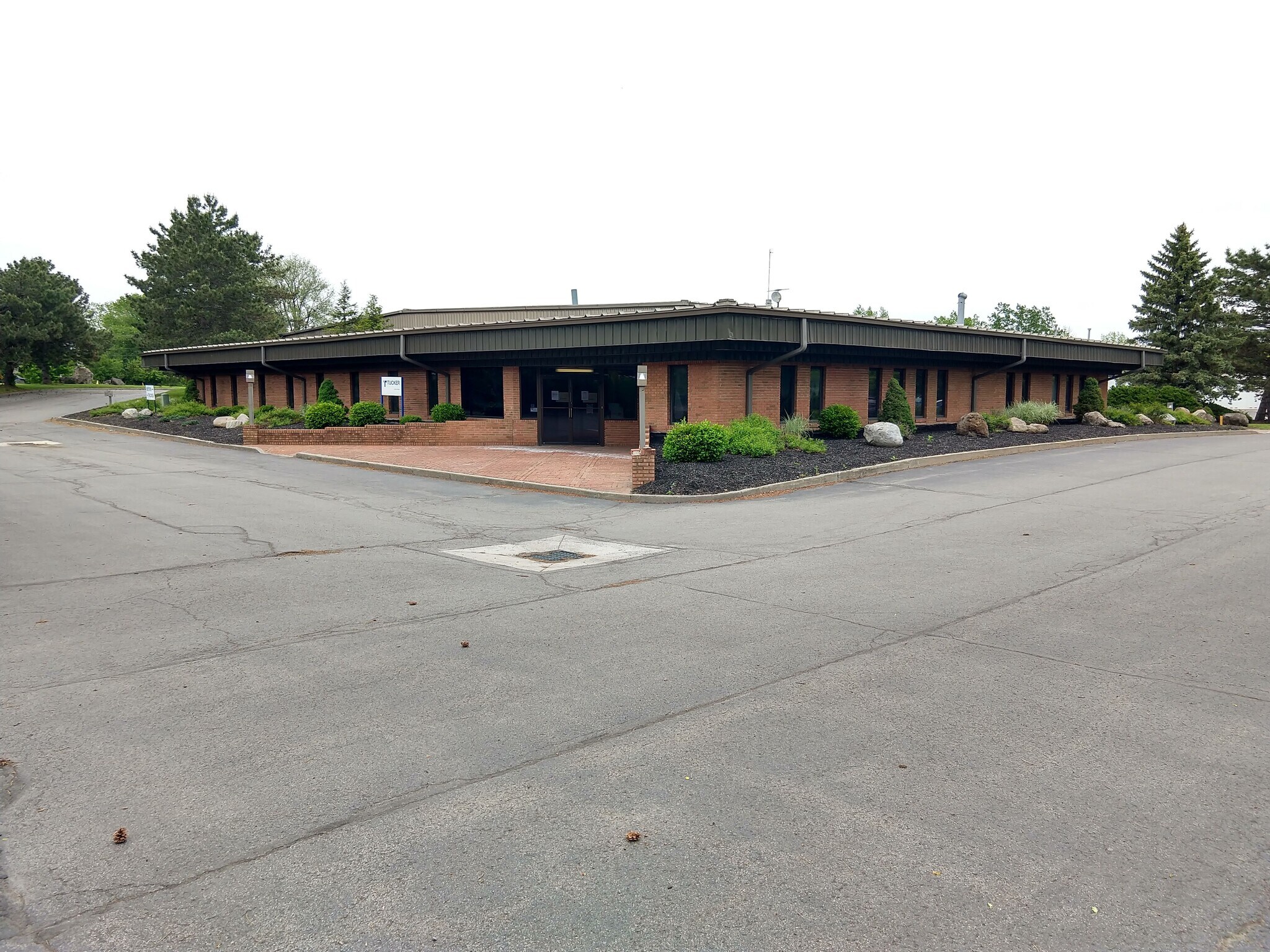 270 Middle Rd, Henrietta, NY for sale Building Photo- Image 1 of 1