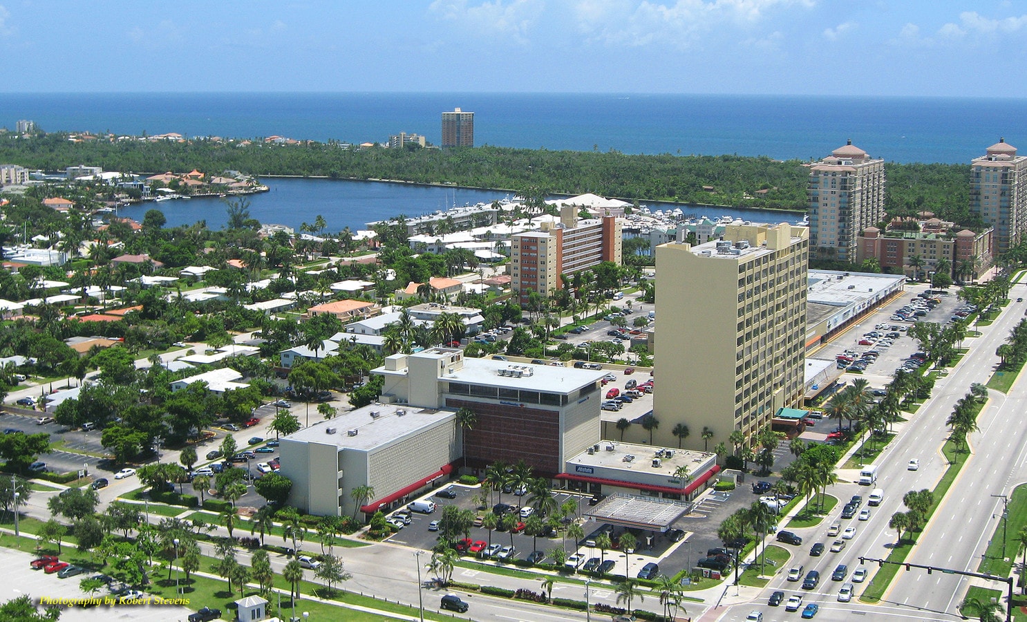 1040 Bayview Dr, Fort Lauderdale, FL 33304