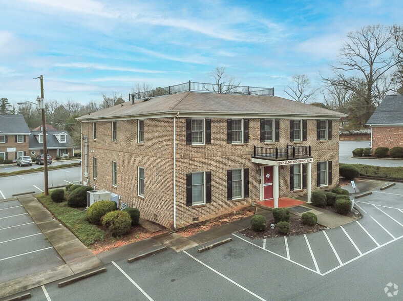 1343 E Garrison Blvd, Gastonia, NC 28054