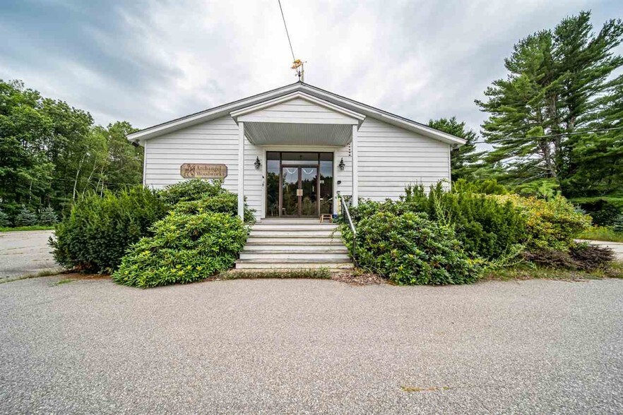 3 New Boston Rd, Kingston, NH for sale - Building Photo - Image 1 of 1