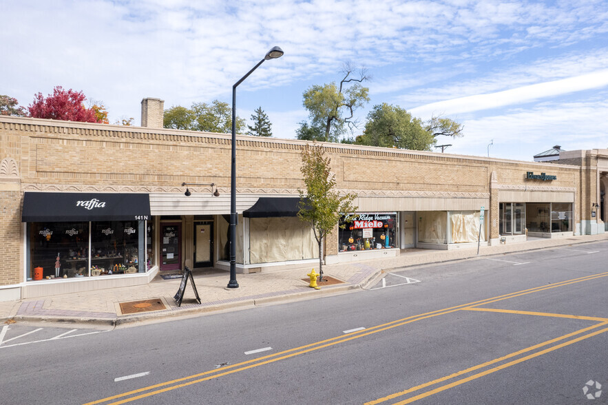 127-157 N Northwest Hwy, Park Ridge, IL for lease - Building Photo - Image 3 of 19