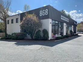 868 Worcester St, Wellesley MA - Storefront Property