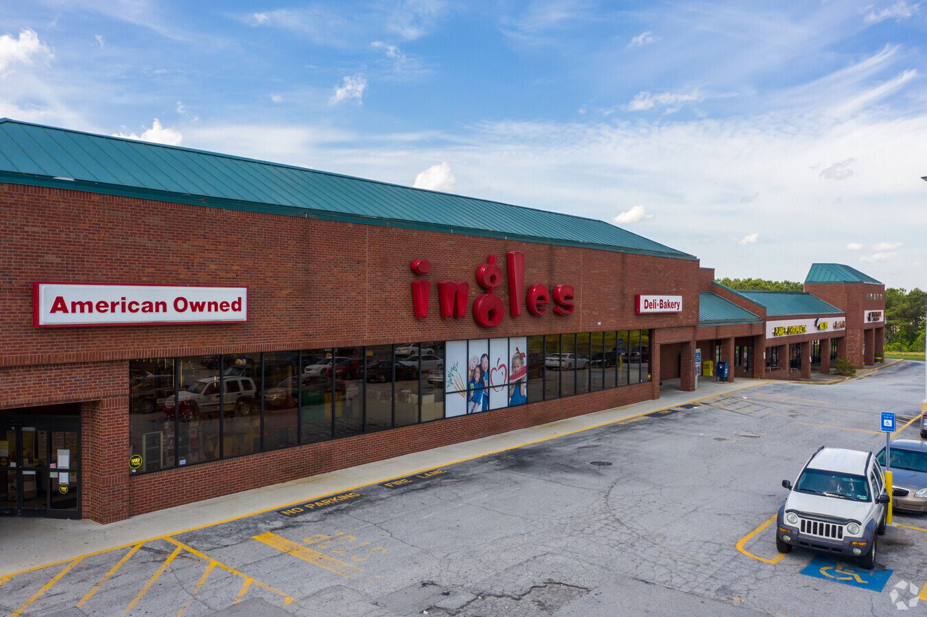 2165 Fairburn Rd, Douglasville, GA 30135