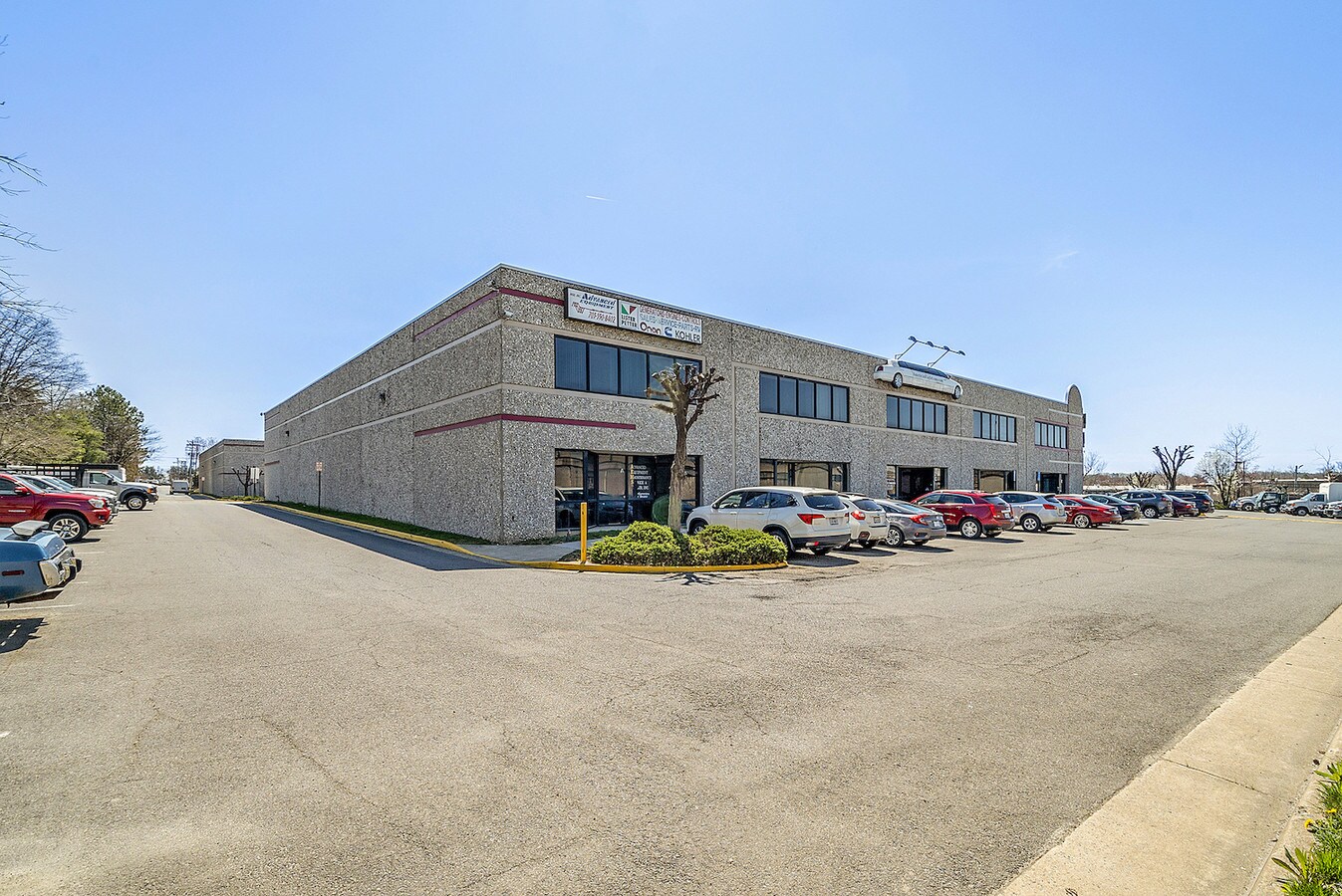 8390 Terminal Rd, Lorton, VA 22079