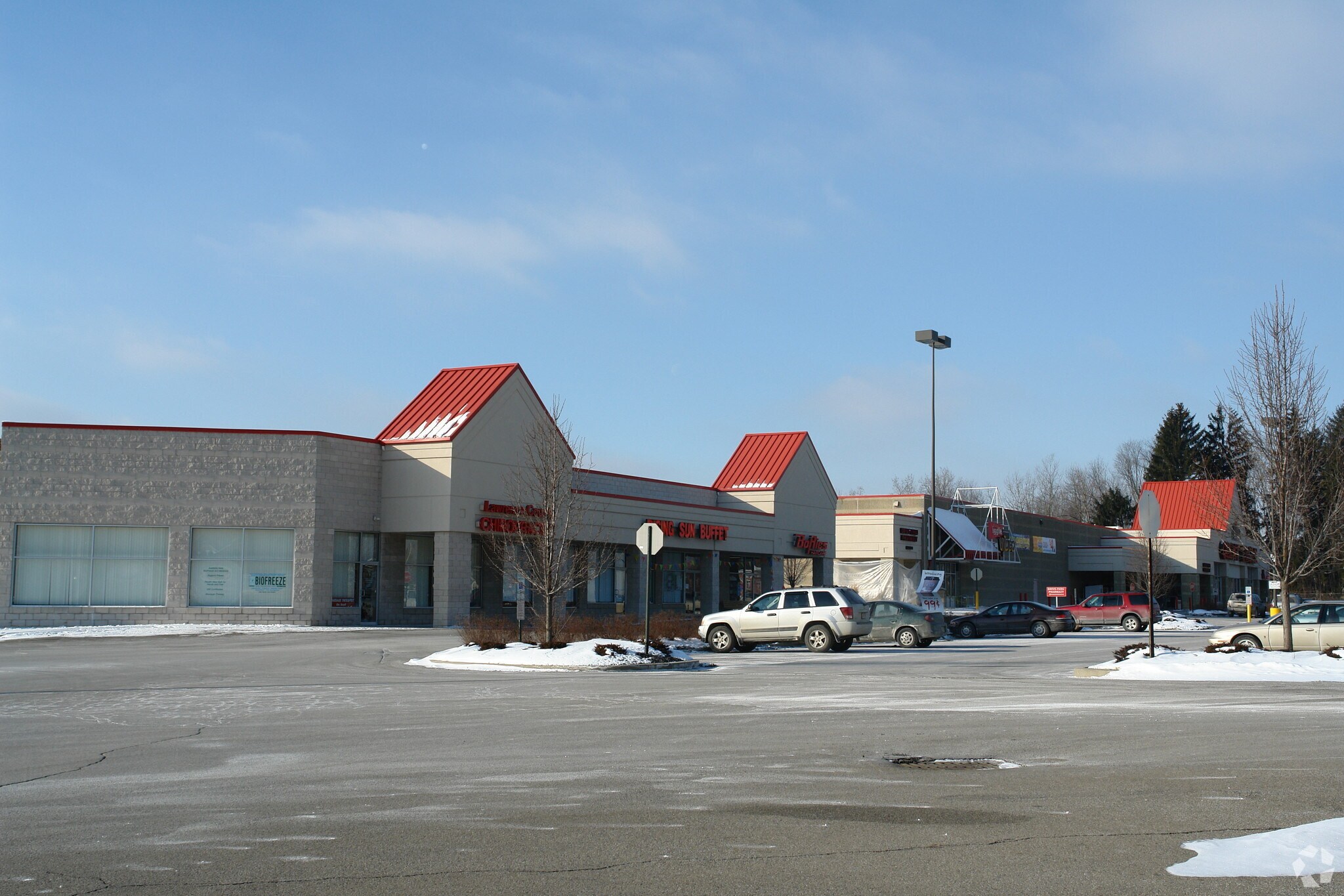 1710 New Butler Rd, New Castle, PA for lease Primary Photo- Image 1 of 4