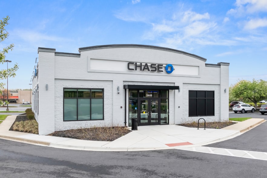 5449 Urbana Pike, Frederick, MD for sale - Building Photo - Image 3 of 6