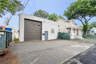 353 Railroad Ave, Hackensack, NJ for lease Building Photo- Image 2 of 14