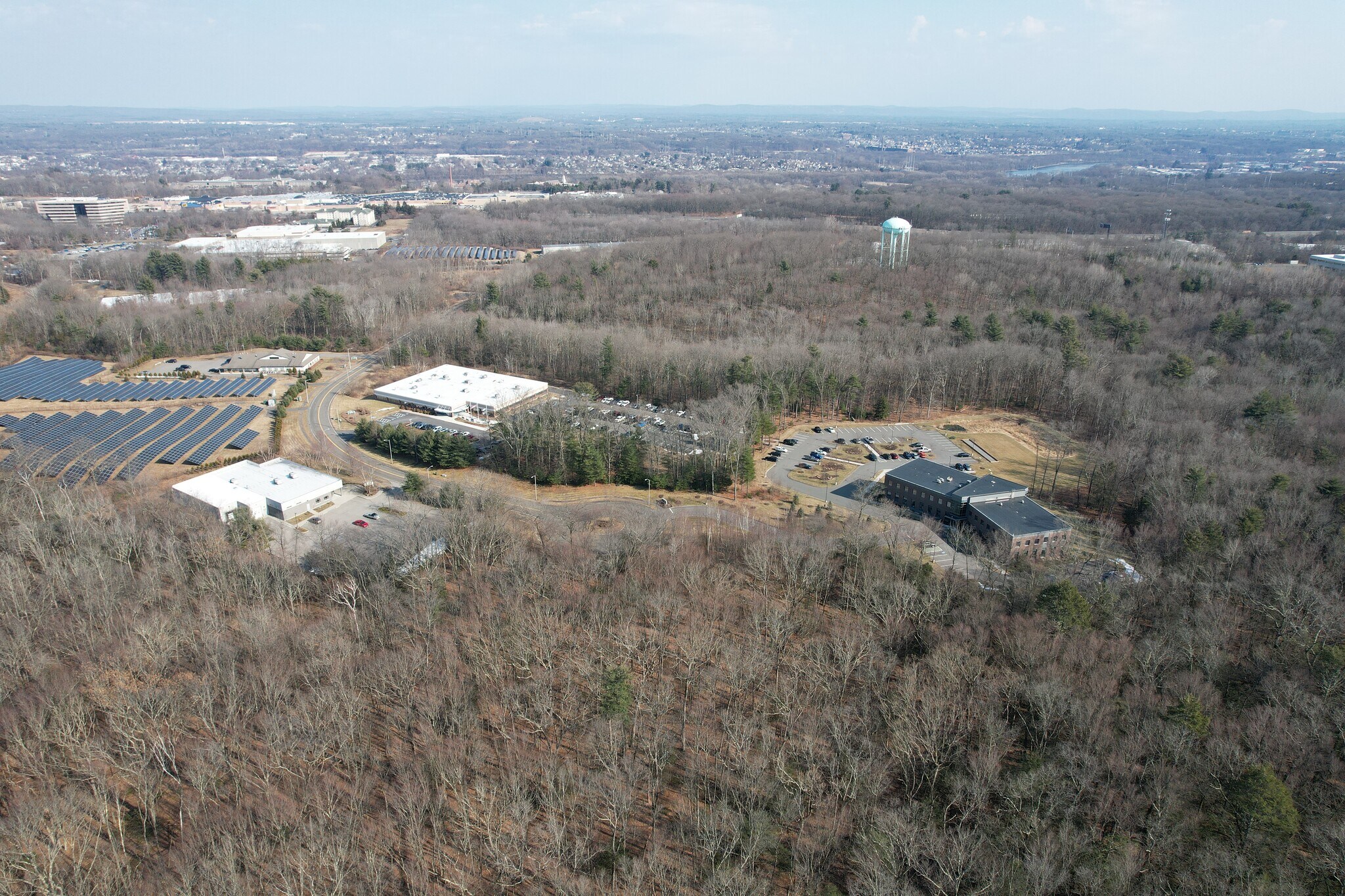 901 & 1101 Kelly Way, Holyoke, MA for sale Primary Photo- Image 1 of 1
