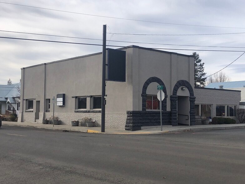800 Alder St, Elgin, OR for sale - Building Photo - Image 1 of 1