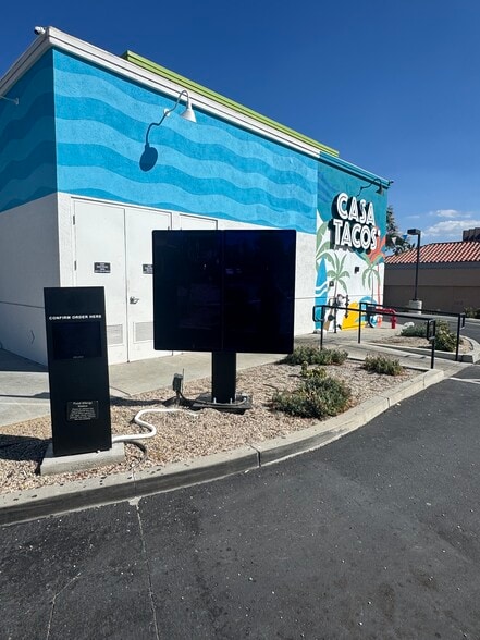 6247 Day St, Riverside, CA for lease - Building Photo - Image 3 of 23