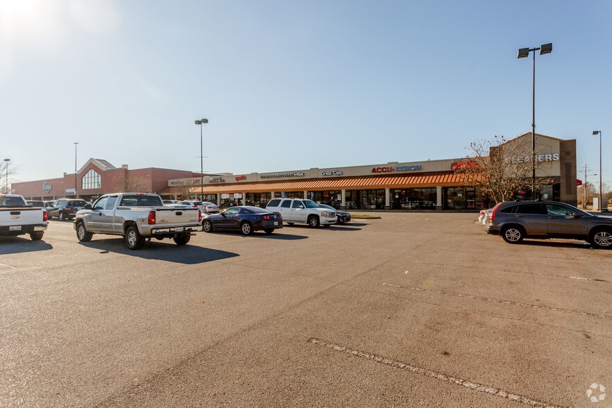 2325-2369 Memorial Blvd, Murfreesboro, TN for sale - Building Photo - Image 1 of 1