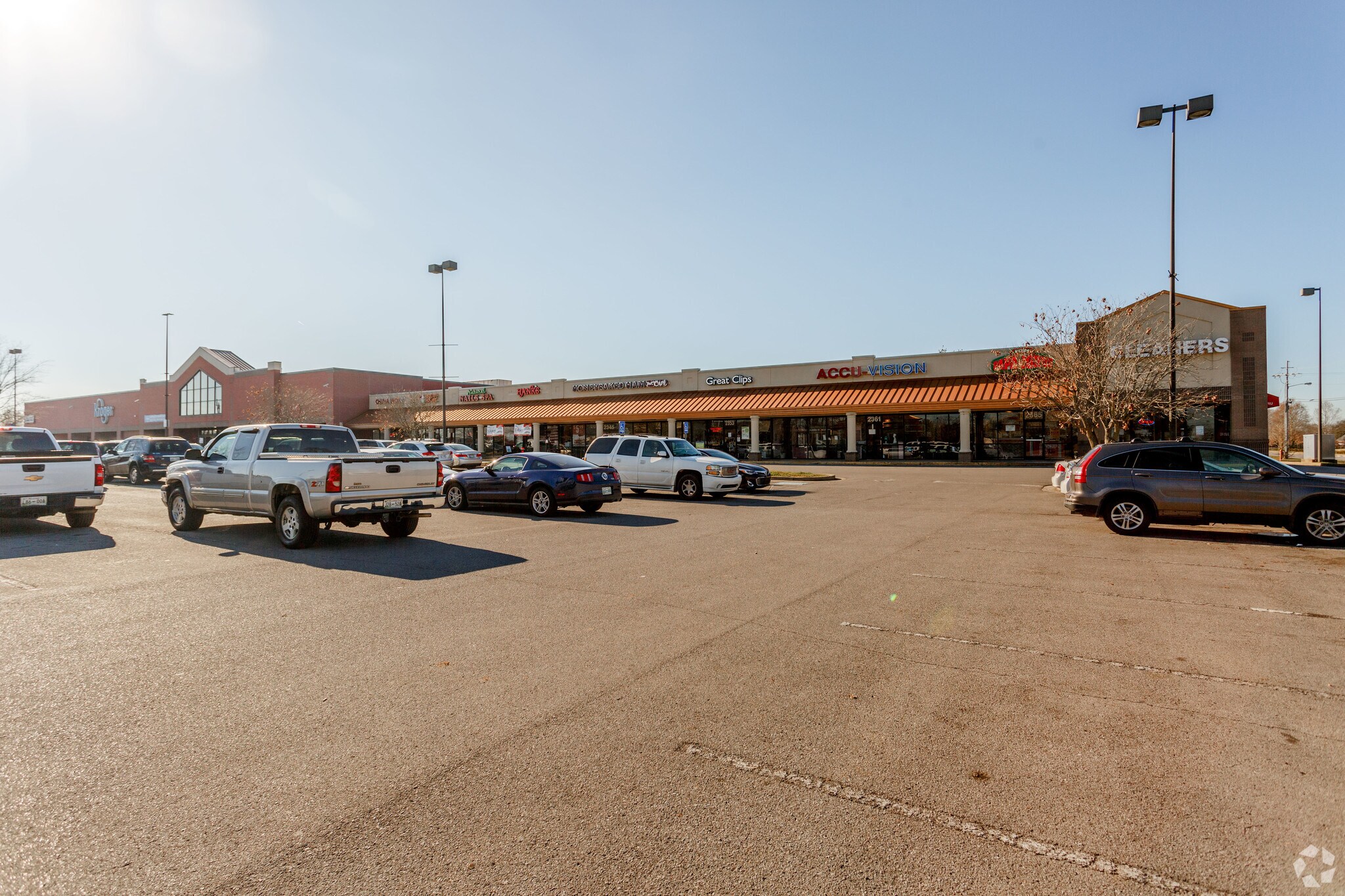 2325-2369 Memorial Blvd, Murfreesboro, TN for sale Building Photo- Image 1 of 1