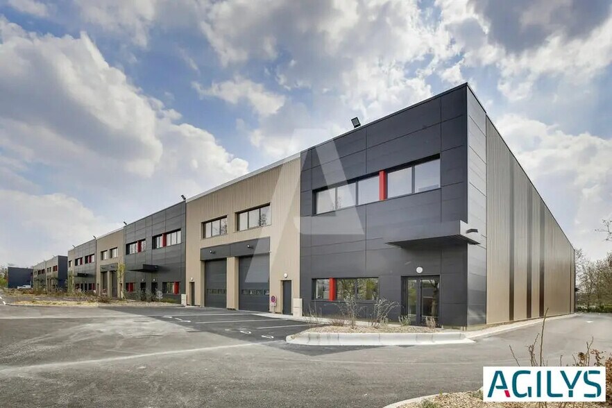 Flex in  for lease - Building Photo - Image 3 of 7