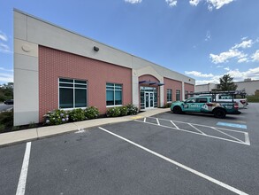 27 Garden St, Danvers, MA for lease Interior Photo- Image 1 of 17