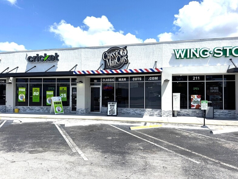 211 E Michigan St, Orlando, FL for lease - Building Photo - Image 1 of 3
