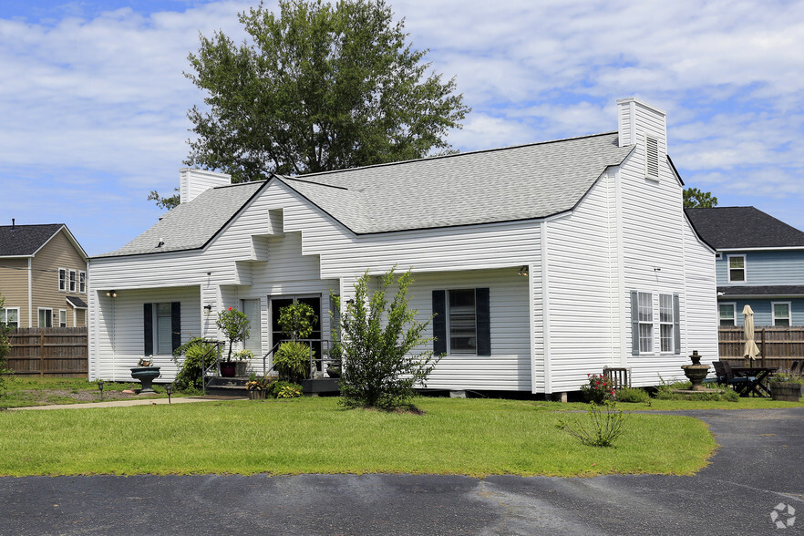 1601 Eagle Landing Blvd, Hanahan, SC for sale - Primary Photo - Image 1 of 1