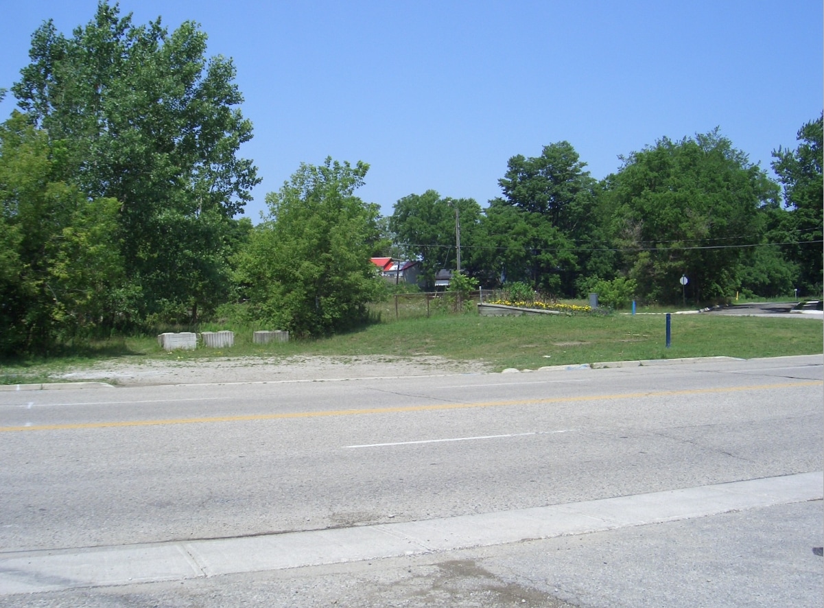 16 Ingersoll Rd, Woodstock, ON N4S 2R1