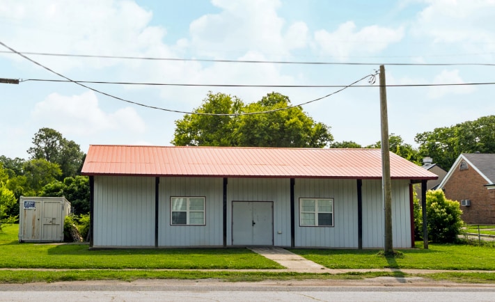 5984 Wylie Ave, Hickory Grove, SC for sale - Primary Photo - Image 1 of 4