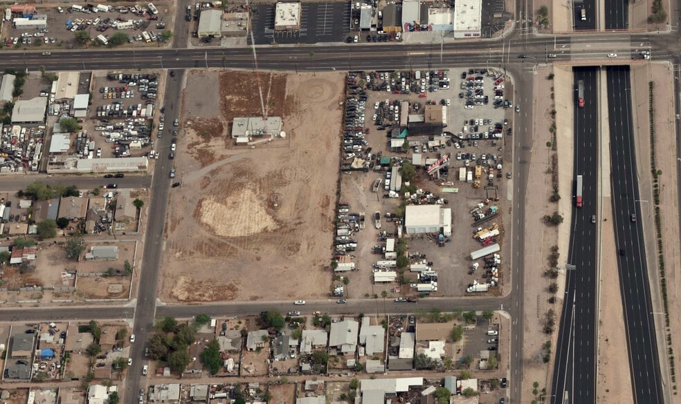 2345 W Buckeye Rd, Phoenix, AZ for lease - Building Photo - Image 3 of 3