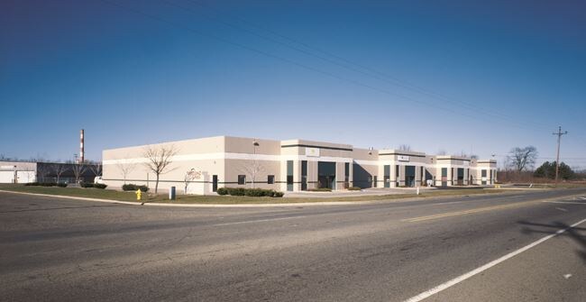 4202-4312 S Creyts Rd, Lansing, MI for sale Building Photo- Image 1 of 1