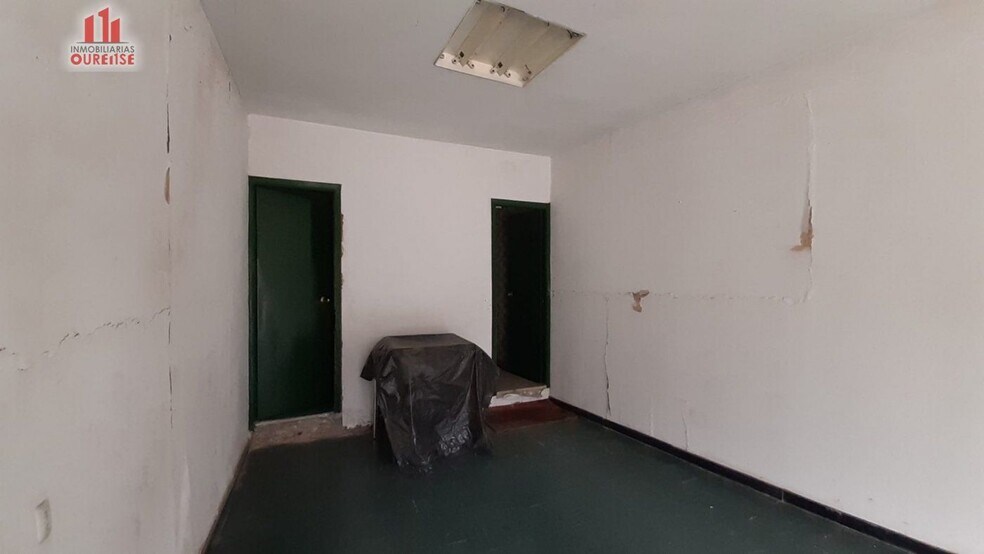 Retail in Ourense, Orense for sale - Building Photo - Image 2 of 8