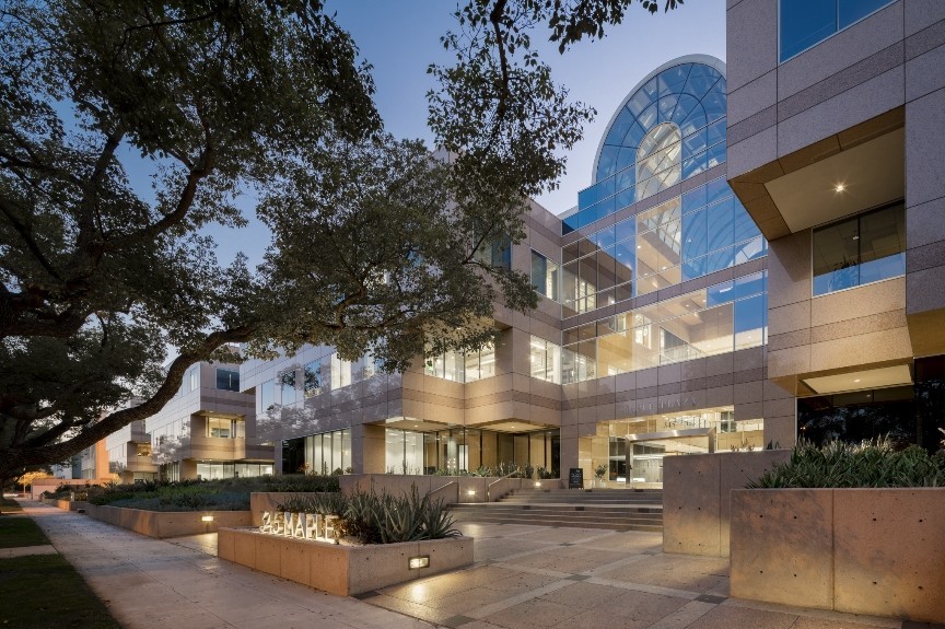 345 N Maple Dr, Beverly Hills, CA for lease - Building Photo - Image 3 of 20