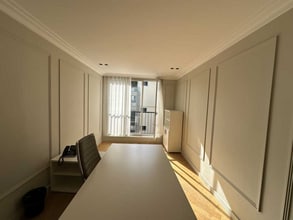 102 Avenue Des Champs Elysées, Paris for lease Interior Photo- Image 1 of 7