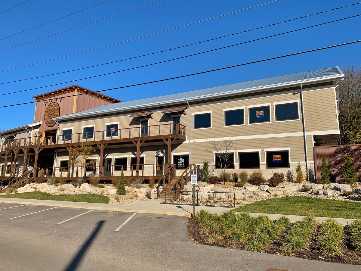 4022 S Lone Pine Ave, Springfield, MO, 65804 Office Space For Lease