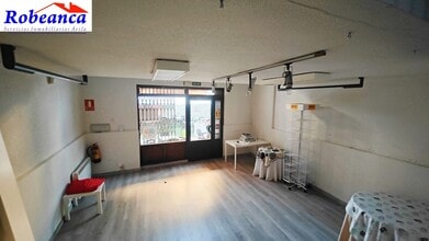 Retail in Ávila, Ávila for lease Interior Photo- Image 2 of 6