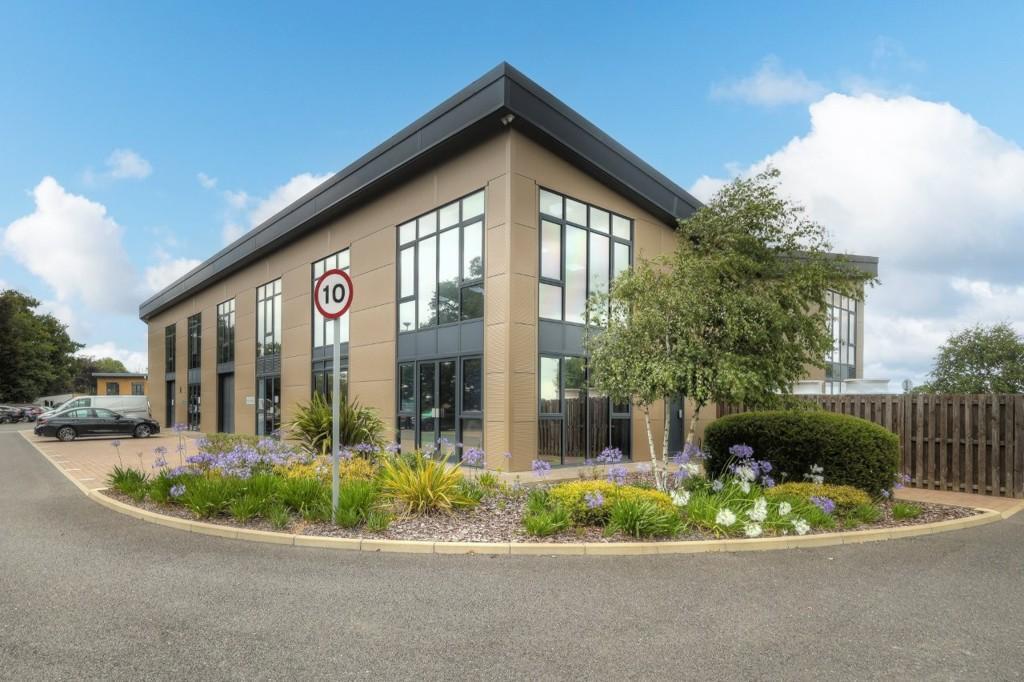 16-17 Broomfield Rd, Colchester for lease Building Photo- Image 1 of 16
