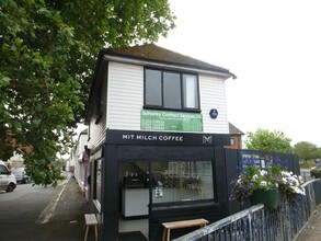 Red Lion Sq, Hythe for lease Building Photo- Image 1 of 2