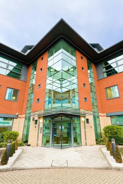 One Kings Ct, Worcester for lease - Building Photo - Image 3 of 33