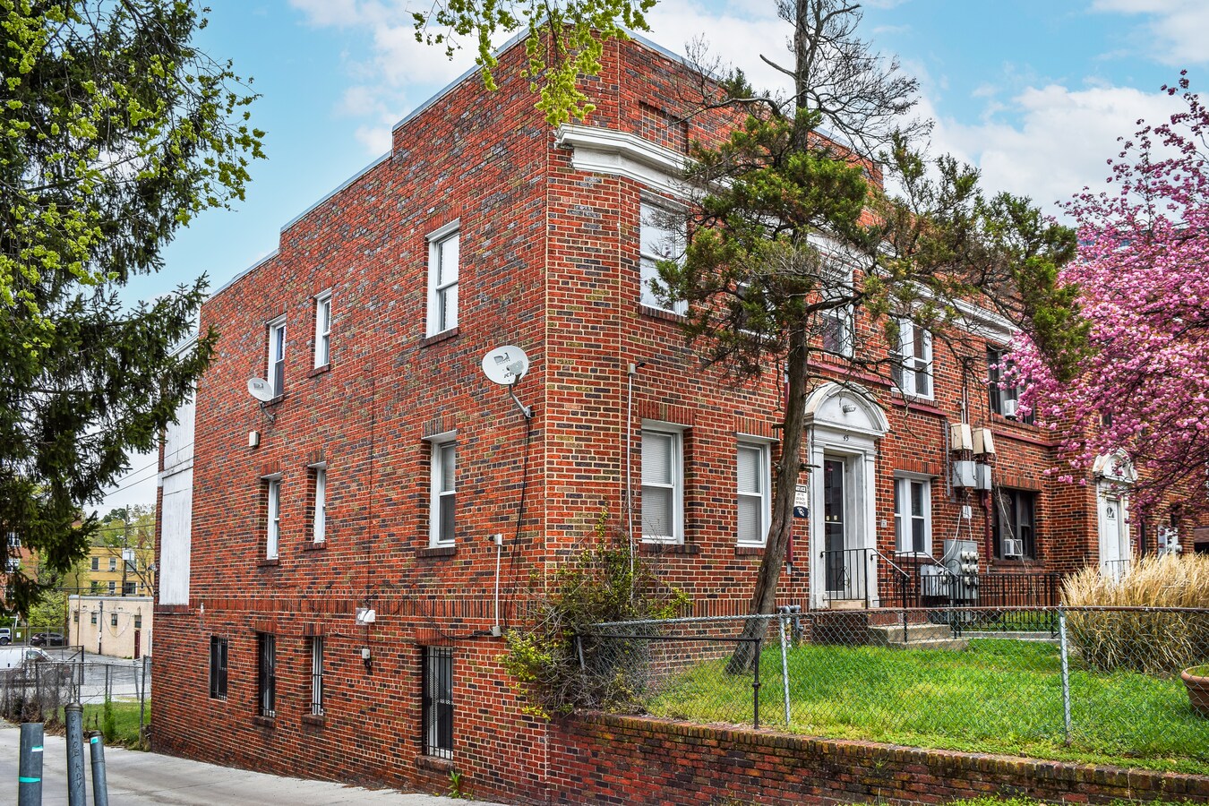 45 Missouri Ave NW, Washington, DC 20011