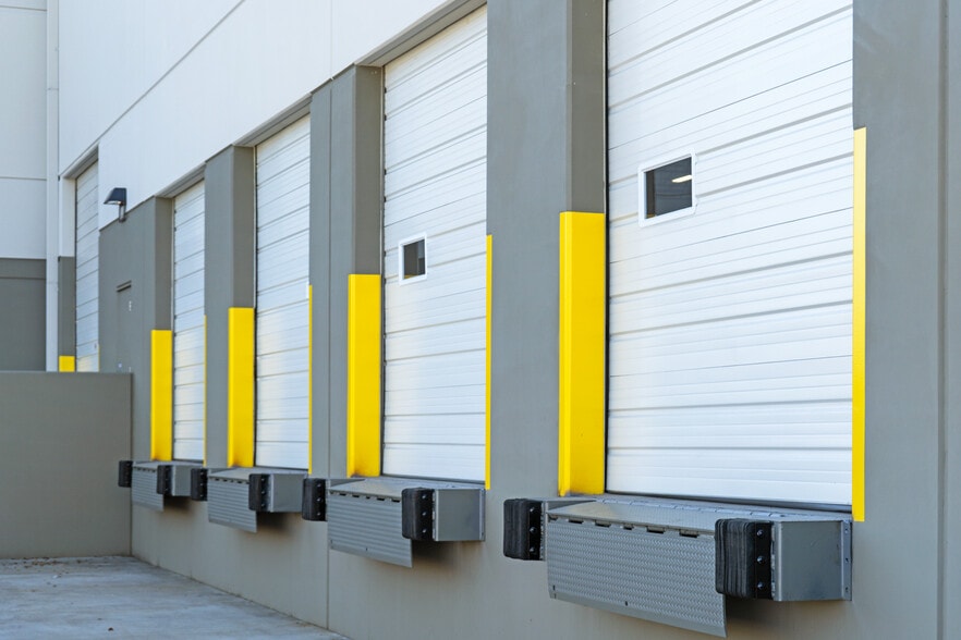 1020 Mildred St, Ontario, CA for lease - Building Photo - Image 2 of 7