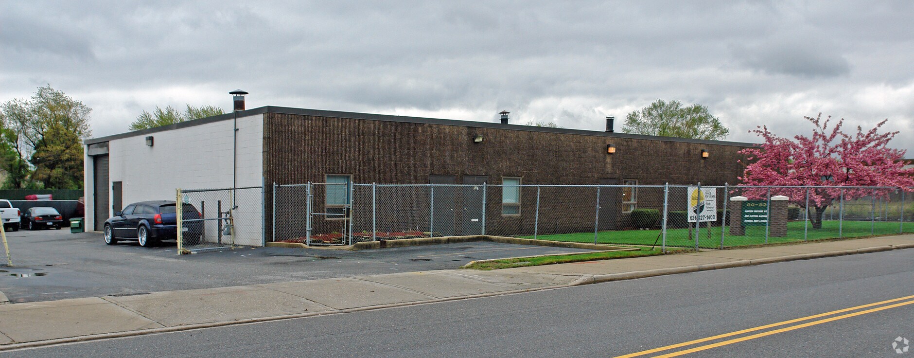 8082 Wyandanch Ave, Wyandanch, NY 11798