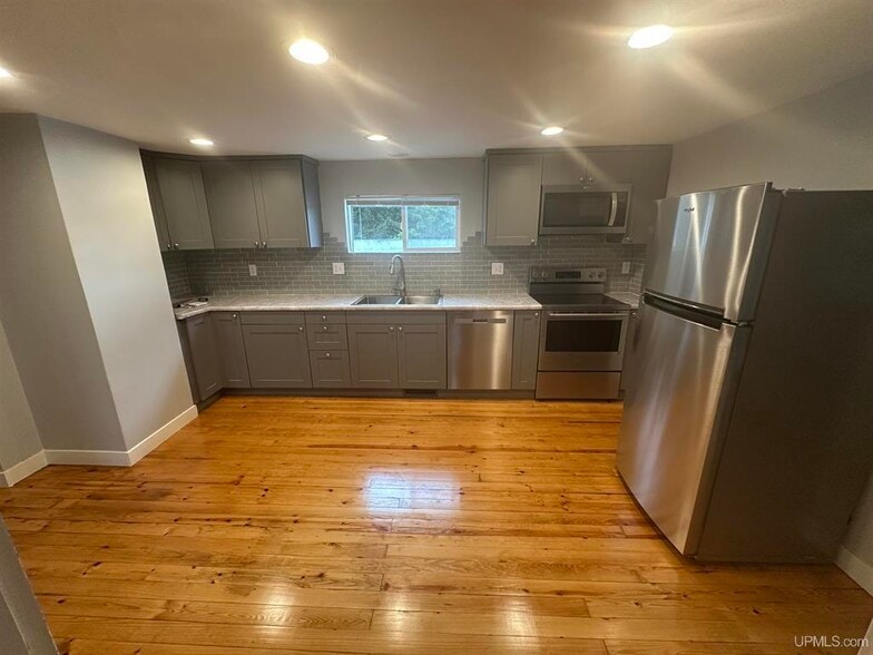 19283 US Highway 41 W, Champion, MI for sale - Building Photo - Image 3 of 15