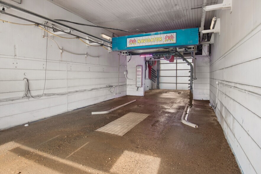 1730 Mountain City Hwy, Elko, NV 89801 Elko Car Wash