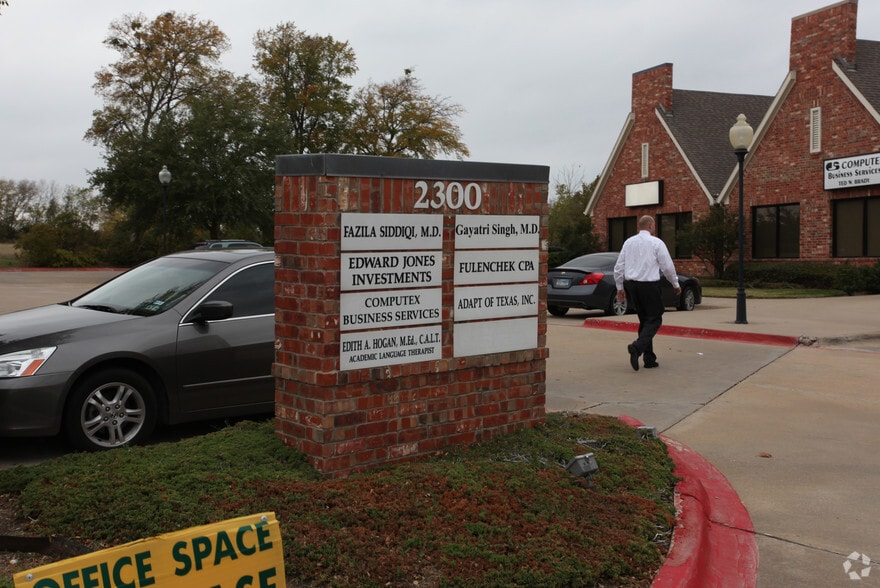 2300 W White Ave, McKinney, TX for lease - Building Photo - Image 2 of 17