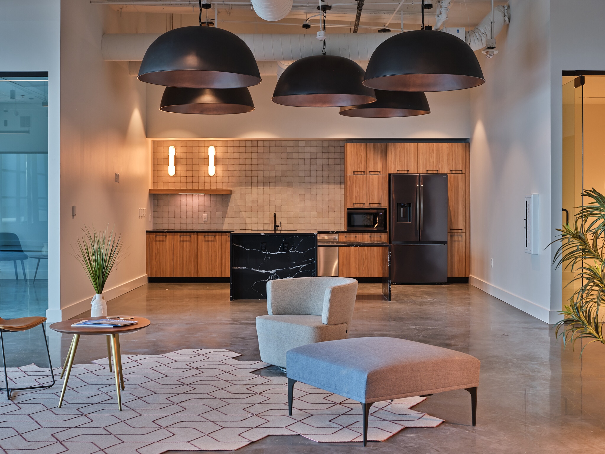 1055 Howell Mill Rd, Atlanta, GA for lease Interior Photo- Image 1 of 20