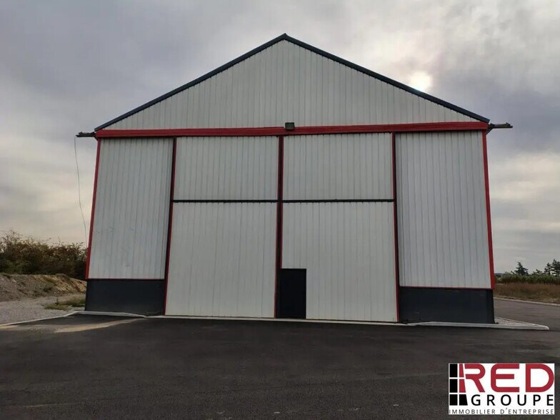 Manosque, Manosque for lease - Building Photo - Image 2 of 9